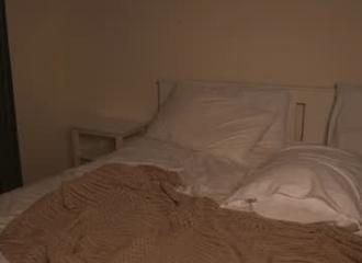 She's live on Maxi.cam