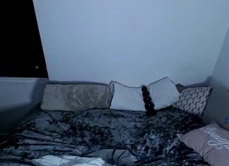 SHe's live on Nasty.live