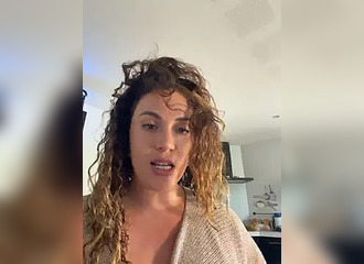 SHe's live on Nasty.live