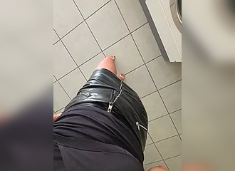 SHe's live on Nasty.live