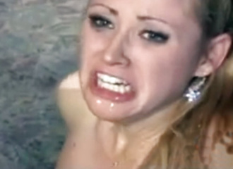 Cum in mouth makes her puking ! FAIL