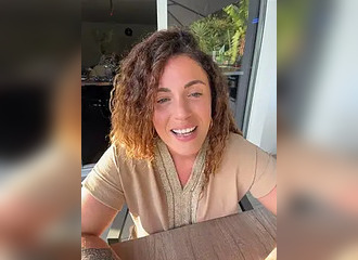 SHe's live on Nasty.live