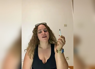 SHe's live on Nasty.live