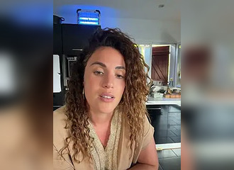 SHe's live on Nasty.live