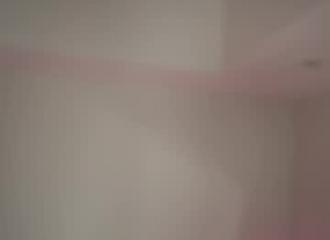 She's live on Maxi.cam
