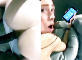 Au téléphone avec son mec cocu