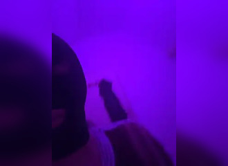 SHe's live on Nasty.live