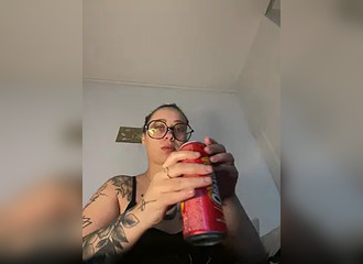 SHe's live on Nasty.live